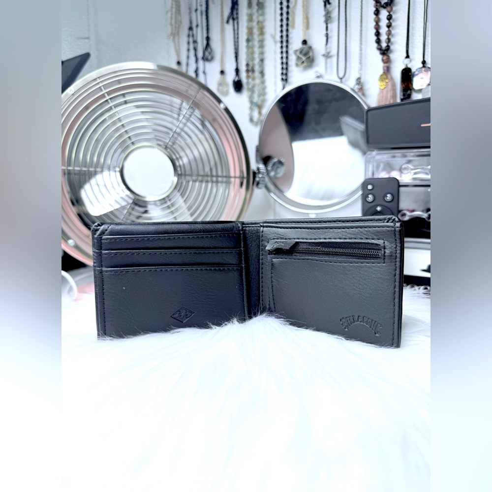 Billabong Line-up Flip Bi-Fold Wallet